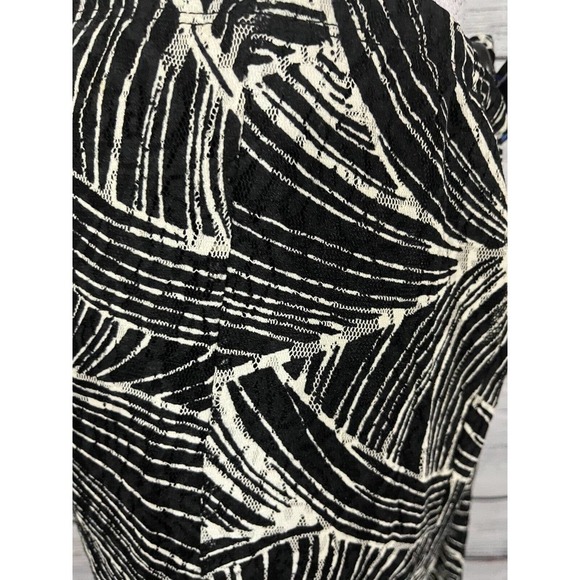 JM Collection Skirt size Small Black White Mesh Long A Line Stretch Tropical - Picture 12 of 14